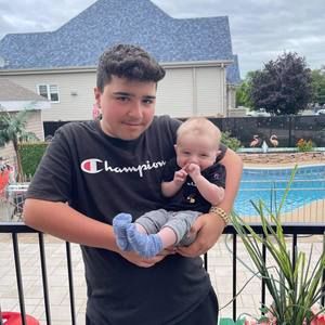 Meet your Posher, Lucas